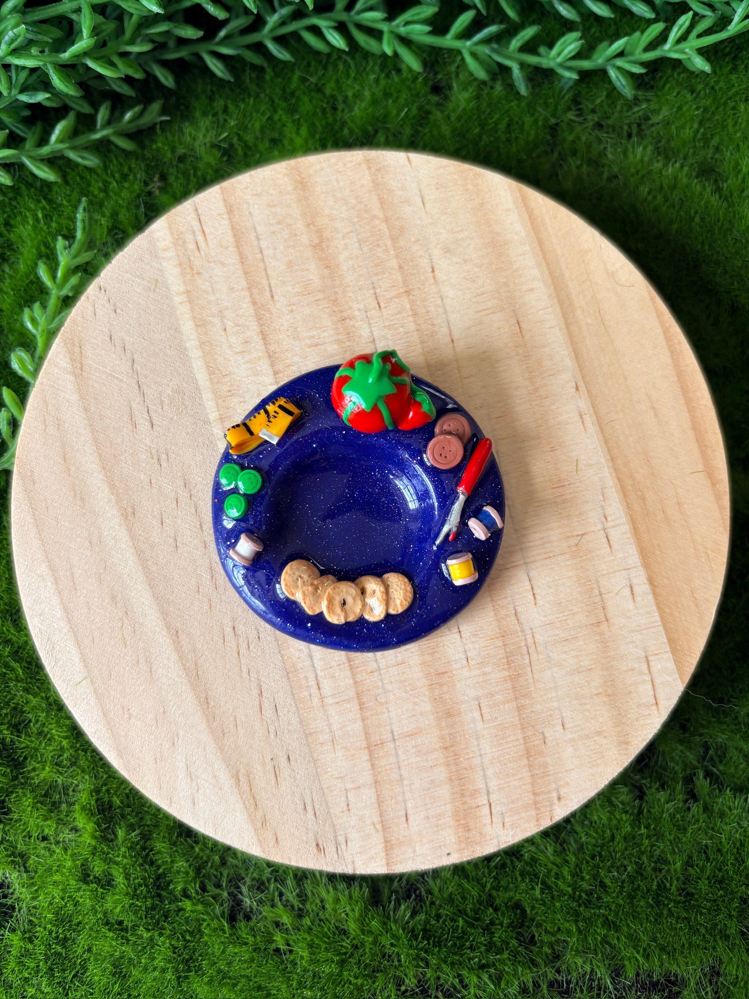 Grama's Worry Stone with Spinning Tomato Pin Cushion