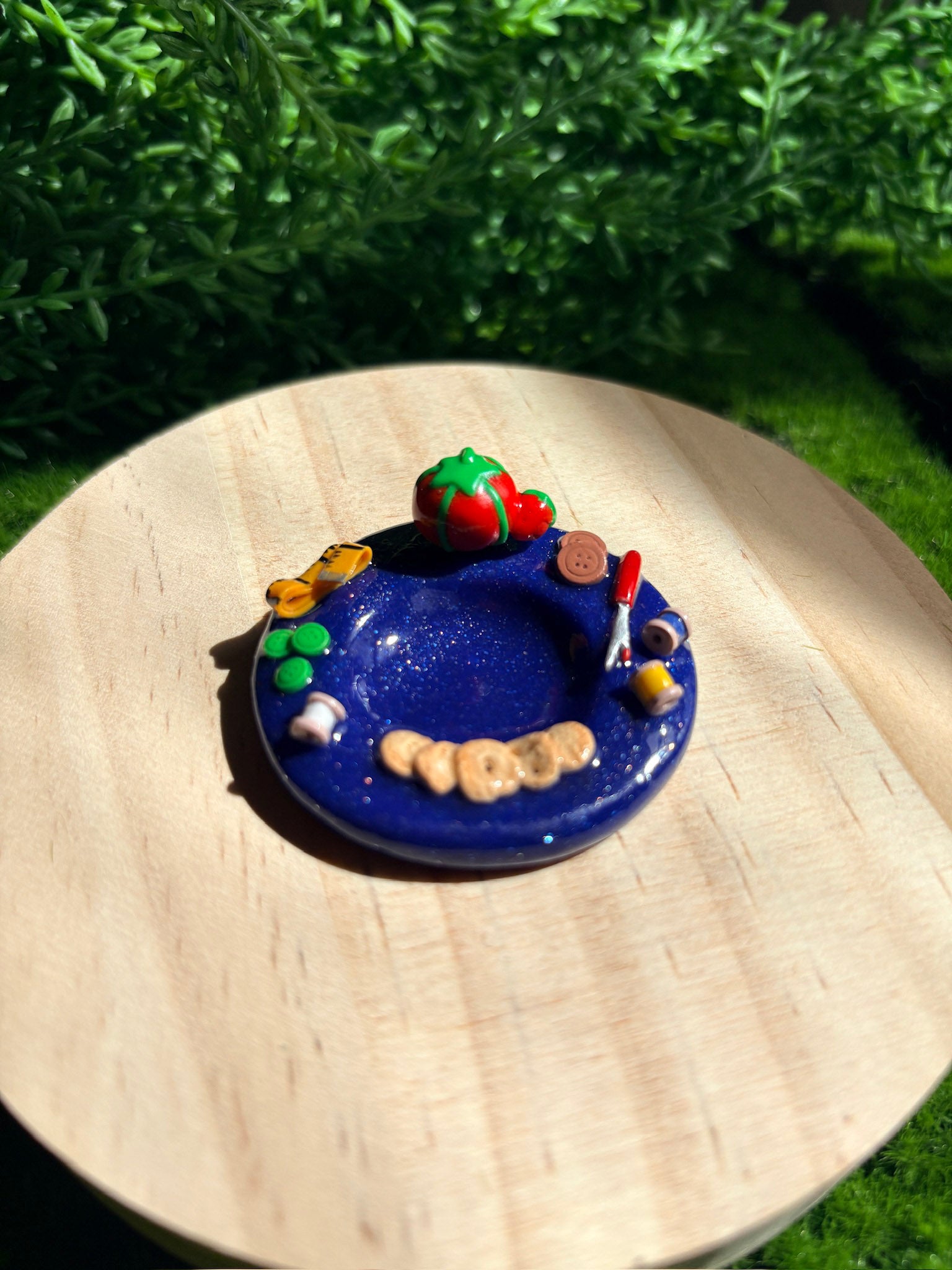 Grama's Worry Stone with Spinning Tomato Pin Cushion