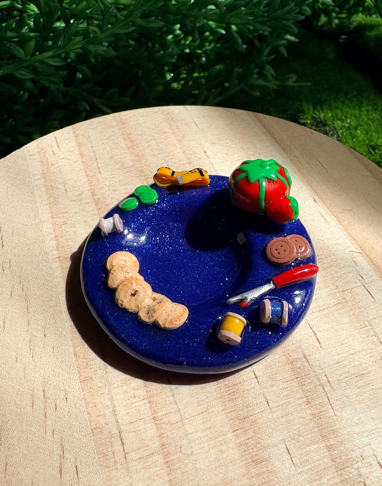 Grama's Worry Stone with Spinning Tomato Pin Cushion